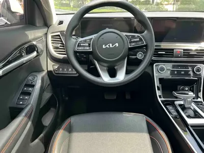 Kia Seltos 2024, 12000 км, за 14567.11 USD - фото 15