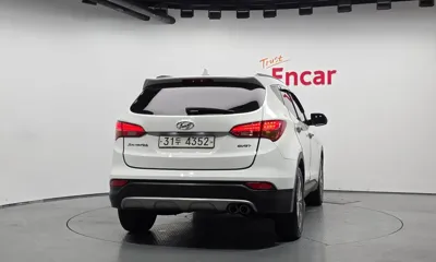 Hyundai Santafe 2015, 153889 км, за 6110.64 USD