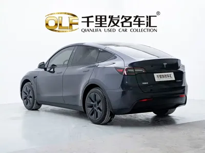 Tesla Model Y 2024, 40300 км, за 26456.23 USD