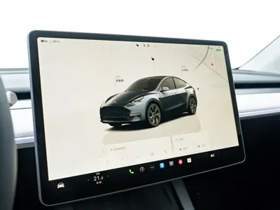Tesla Model Y 2024, 40300 км, за 26456.23 USD - фото 24