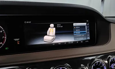 Mercedes-Benz S-Class 2018, 112895 км, за 31596.11 USD - фото 36