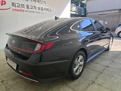 Hyundai Sonata 2020, 119160 км, за 9839.83 USD