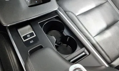 Hyundai Grandeur 2021, 122541 км, за 12703.59 USD - фото 20