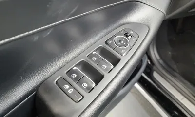 Hyundai Grandeur 2021, 122541 км, за 12703.59 USD - фото 30