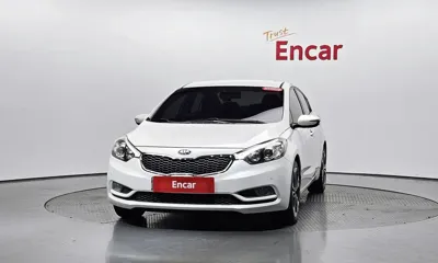 Kia K3 2015, 115262 км, за 4283.95 USD