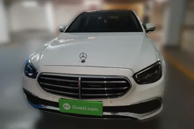 Mercedes-Benz E-Class 2023, 41500 км, за 44021 USD