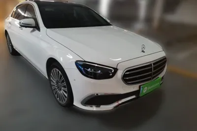 Mercedes-Benz E-Class 2023, 41500 км, за 44021 USD