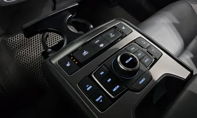 Hyundai Genesis 2016, 109931 км, за 8402.26 USD - фото 18