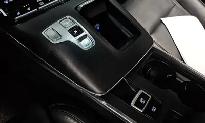 Hyundai Grandeur 2021, 112354 км, за 12230.04 USD - фото 9