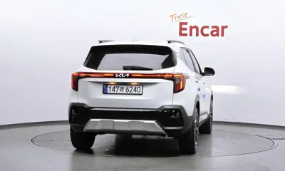 Kia Seltos 2025, 14208 км, за 17161.8 USD - фото 4