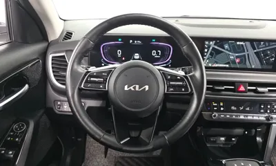 Kia Seltos 2025, 14208 км, за 17161.8 USD - фото 12