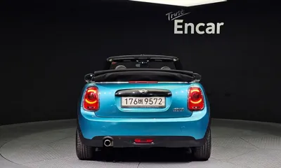 MINI Cooper Convertible 2016, 175939 км, за 5225.16 USD