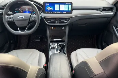 Ford Escape 2020, 63400 км, за 11200 USD - фото 14