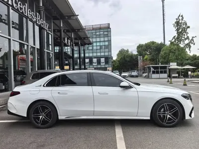 Mercedes-Benz E-Class 2024, 31500 км, за 49579.87 USD
