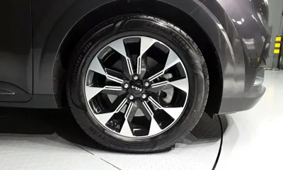Kia Canival 2023, 12682 км, за 19627.15 USD