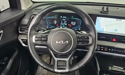 Kia Sportage 2022, 44609 км, за 17255.97 USD - фото 13