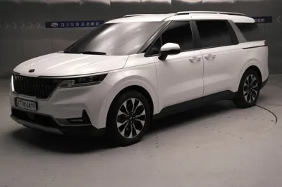 Kia Canival · 2021 год