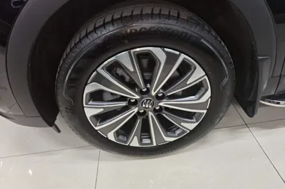Buick Envision 2025, 6200 км, за 23812 USD - фото 15
