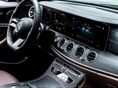Mercedes-Benz E-Class 2022, 98000 км, за 33224.64 USD - фото 6