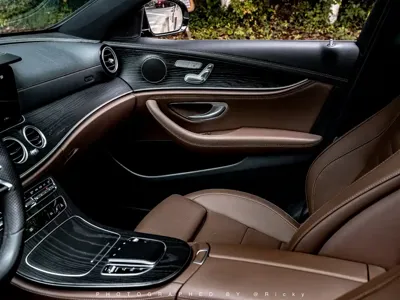Mercedes-Benz E-Class 2022, 98000 км, за 33224.64 USD - фото 7