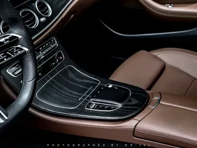 Mercedes-Benz E-Class 2022, 98000 км, за 33224.64 USD - фото 8