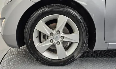 Hyundai Avante 2013, 95885 км, за 3172.93 USD