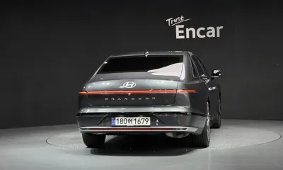 Hyundai Grandeur 2023, 23782 км, за 21433.24 USD