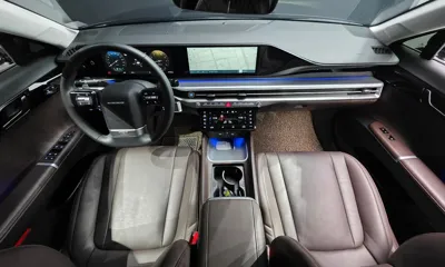Hyundai Grandeur 2023, 23782 км, за 21433.24 USD - фото 7