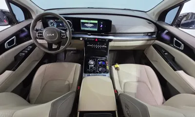Kia Canival 2023, 59442 км, за 20808.72 USD - фото 7
