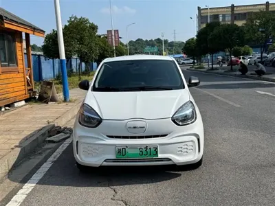 Roewe Clever 2022, 40000 км, за 3501.99 USD