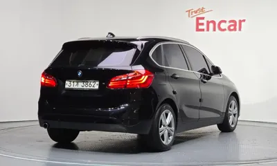 BMW 2-Series 2018, 109749 км, за 7220.69 USD