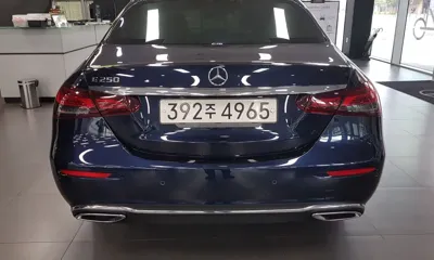 Mercedes-Benz E-Class 2022, 25255 км, за 27569.91 USD