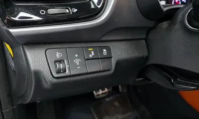 Kia Stonic 2019, 126591 км, за 5017.19 USD - фото 15