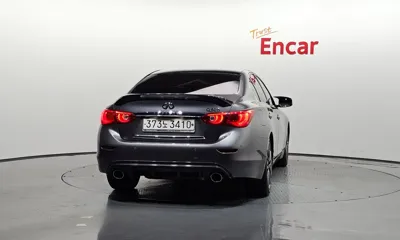Infiniti Q50 2016, 80579 км, за 8210.72 USD