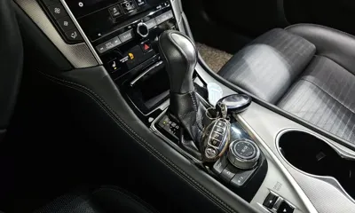 Infiniti Q50 2016, 80579 км, за 8210.72 USD - фото 9