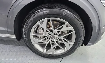 Genesis GV70 2023, 30408 км, за 26374.95 USD