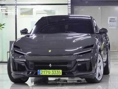 Ferrari Purosangue · 2025 год