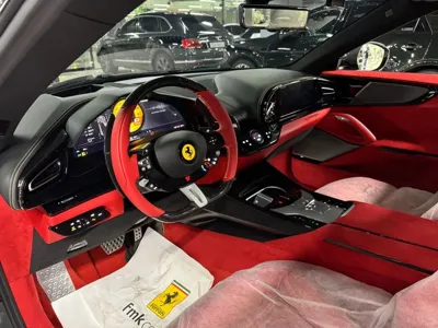 Ferrari Purosangue 2025, 100 км, за 501719.02 USD