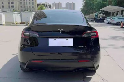 Tesla Model Y 2021, 51500 км, за 24849 USD