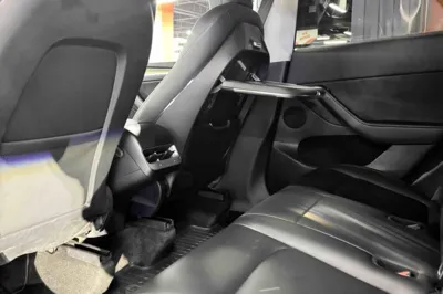 Tesla Model Y 2021, 51500 км, за 24849 USD - фото 9