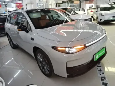 Leapmotor Leapmotor C10 2025, 13300 км, за 16404.03 USD
