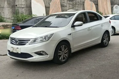 Changan Eado · 2015 год
