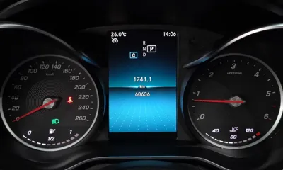 Mercedes-Benz C-Class 2019, 60636 км, за 32496.9 USD - фото 8