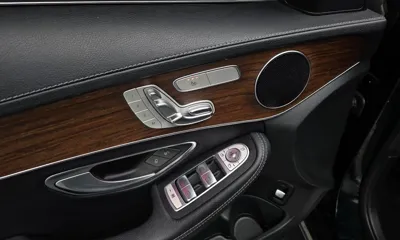 Mercedes-Benz C-Class 2019, 60636 км, за 32496.9 USD - фото 29
