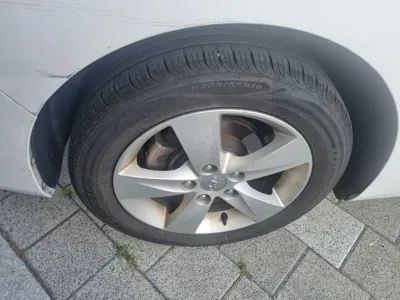 Hyundai Avante 2012, 122310 км, за 2966.88 USD