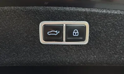 Genesis G80 2021, 84761 км, за 21142.36 USD - фото 34