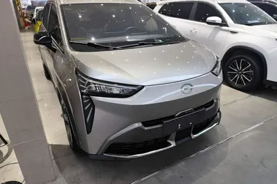 AION Y 2022, 23100 км, за 13464 USD