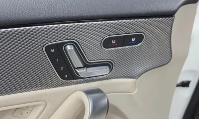Mercedes-Benz A-Class 2021, 46290 км, за 13651.43 USD - фото 20