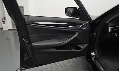 BMW 5-Series 2019, 114404 км, за 13456.74 USD - фото 24