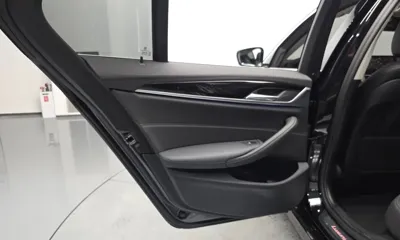 BMW 5-Series 2019, 114404 км, за 13456.74 USD - фото 25